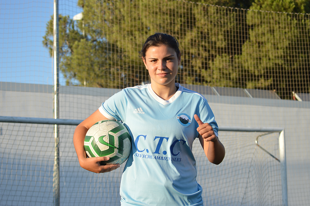LA FUTBOLISTA UTRERANA MARTA CASTILLO FICHA POR EL CIUDAD DE ALCALÁ CF