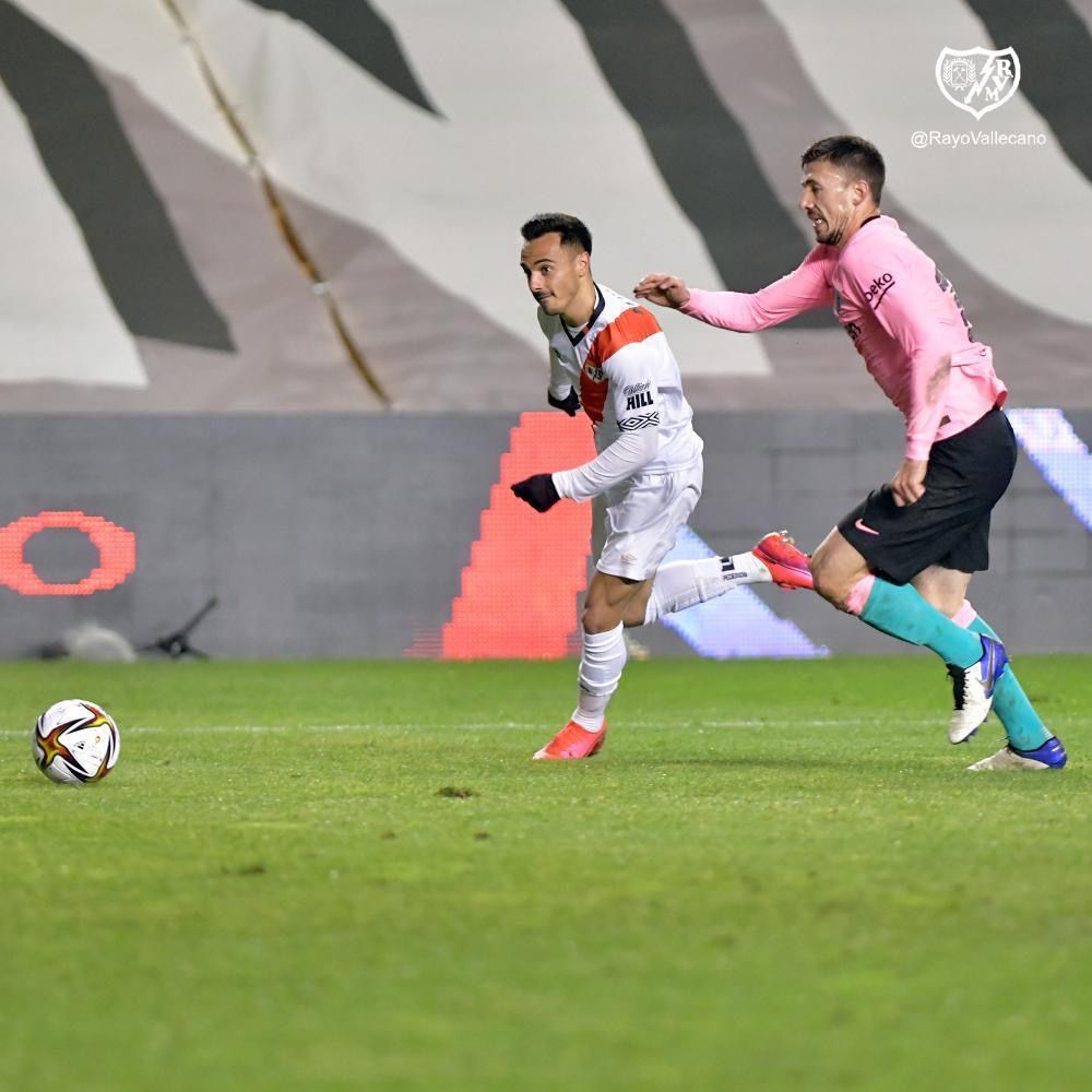 Álvaro García: “Es mi mejor momento desde que estoy en el Rayo Vallecano”