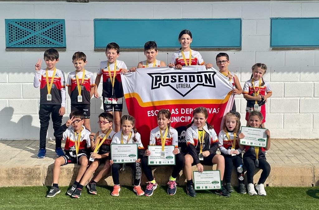 Los pequeños triatletas de la Escuela Poseidón participaron en el IX Duatlón Cros La Algaba con buenos resultados