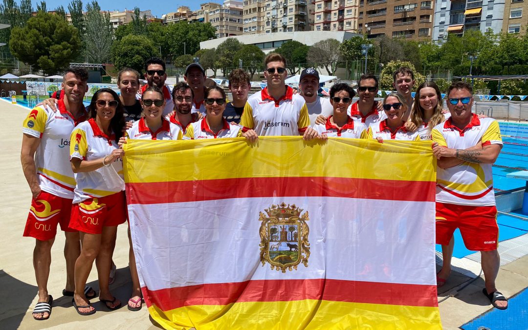 El Club Natación de Utrera se lleva 30 medallas en el campeonato andaluz Máster Open Verano en Jaén