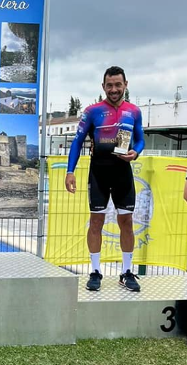El ciclista utrerano Antonio García Girón se proclama subcampeón en la Maratón MTB La Almoraima