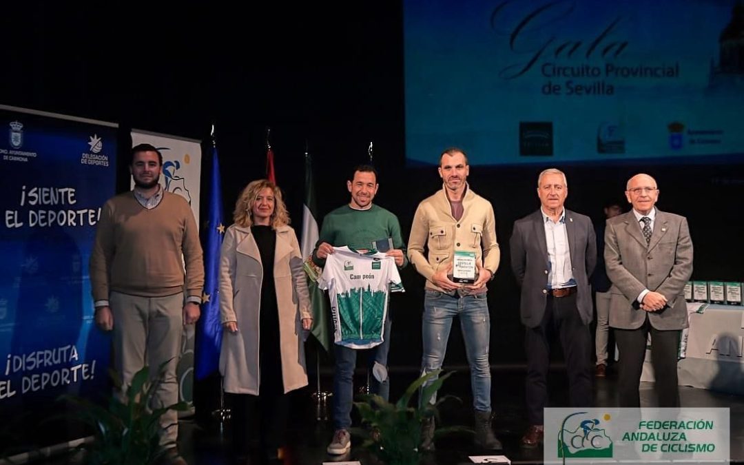 El utrerano Antonio García Girón de JIP Carbono Team recibe «doblete» de galardones
