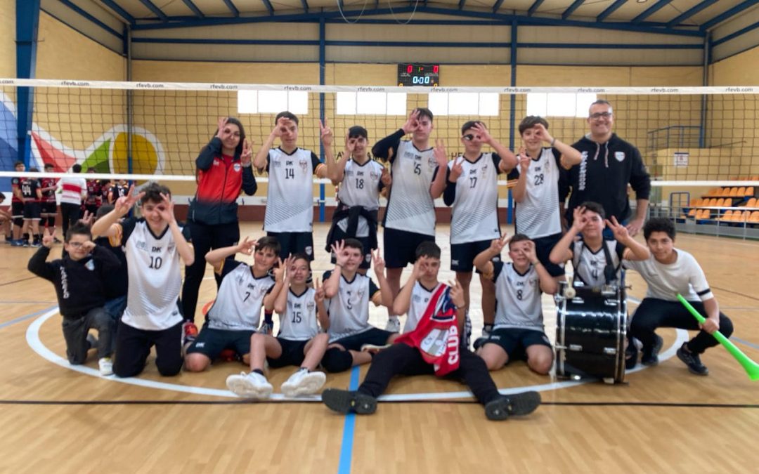 El equipo infantil masculino del Club Voleibol Utrera asegura su presencia en el Campeonato de Andalucía