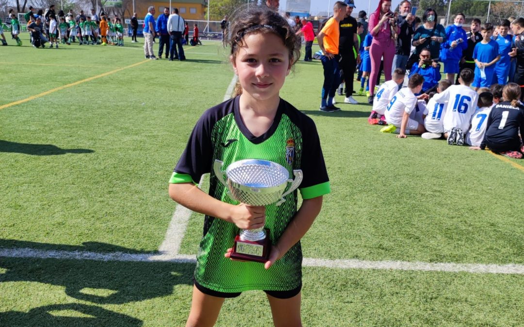 La utrerana Lola Sánchez convocada por la selección andaluza de fútbol para la Copa de España Sub12