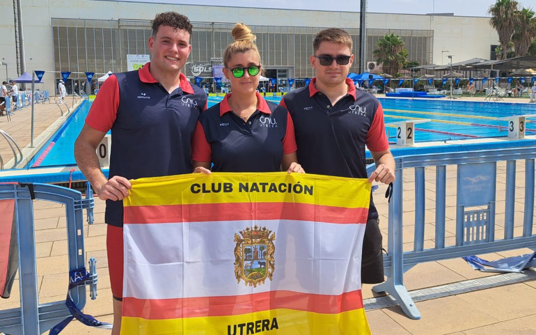 El Club Natación Utrera cierra su temporada de campeonatos con mejora en los tiempos y marcas en el XXXIII Campeonato de Andalucía Absoluto Junior Open de Verano