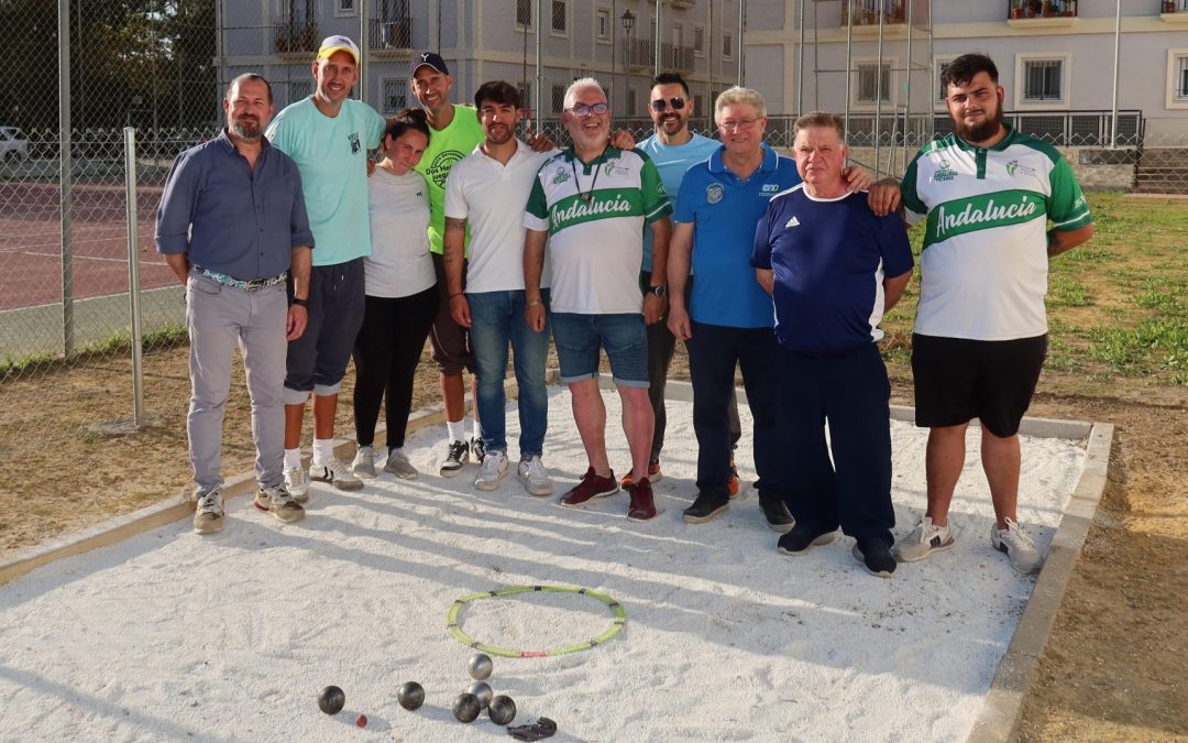Inauguradas las nuevas pistas de petanca ubicadas en la calle Rafael González Cordero de Utrera