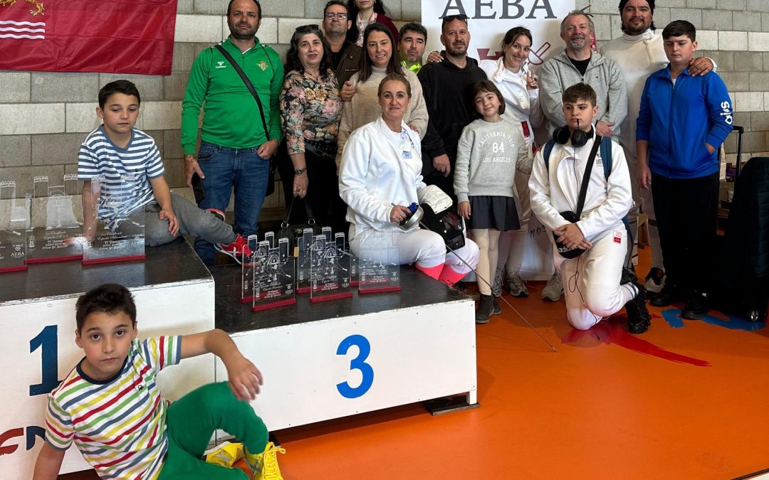 El Club de Esgrima de Utrera logra una medalla de plata en el II Torneo Nacional celebrado en Badajoz